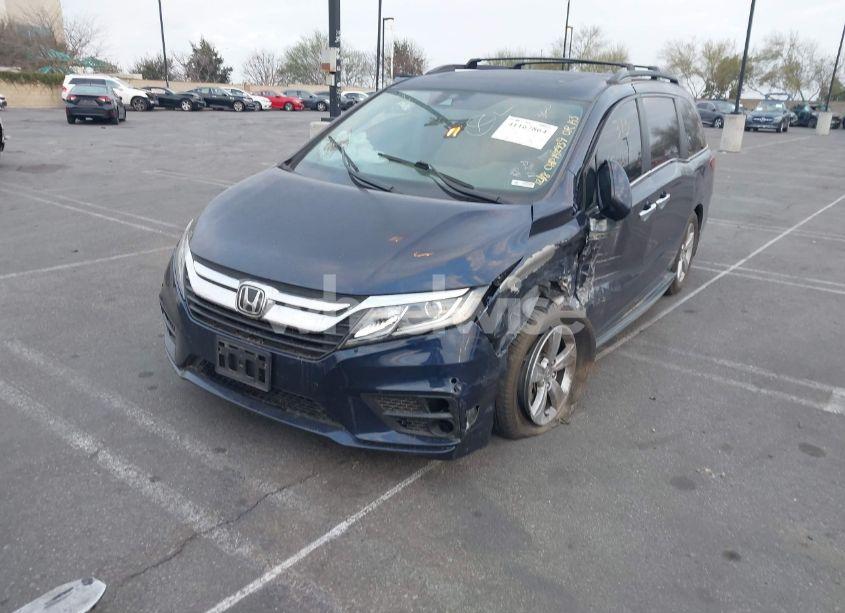 Photo 2 of 2019 Honda Odyssey EX-L (VIN 5FNRL6H70KB112398)
