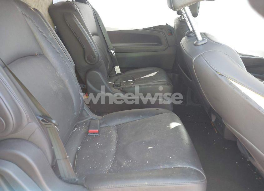 Photo 8 of 2019 Honda Odyssey EX-L (VIN 5FNRL6H70KB121473)