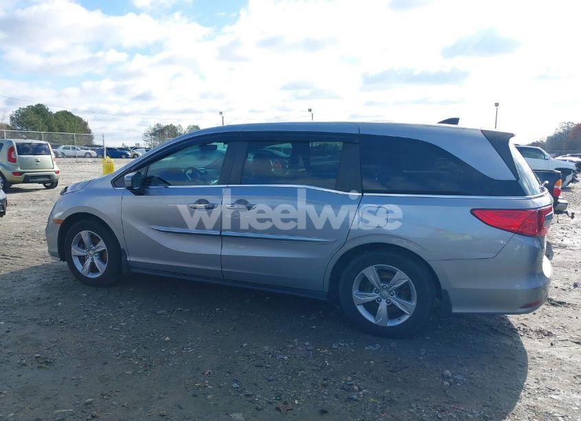 Photo 14 of 2020 Honda Odyssey EX-L/EX-L W/NAVI RES (VIN 5FNRL6H70LB058098)