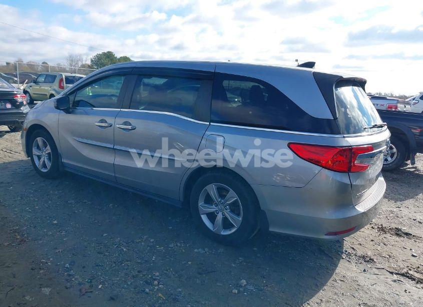 Photo 3 of 2020 Honda Odyssey EX-L/EX-L W/NAVI RES (VIN 5FNRL6H70LB058098)