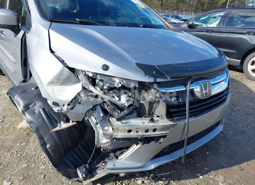 Photo 6 of 2020 Honda Odyssey EX-L/EX-L W/NAVI RES (VIN 5FNRL6H70LB058098)