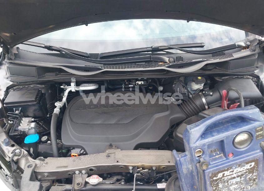 Photo 10 of 2021 Honda Odyssey EX-L (VIN 5FNRL6H70MB022557)