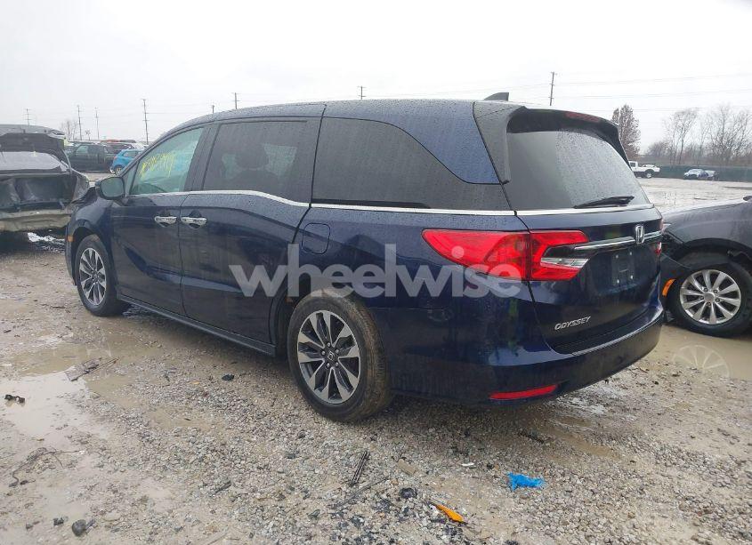 Photo 3 of 2021 Honda Odyssey EX-L (VIN 5FNRL6H70MB025037)