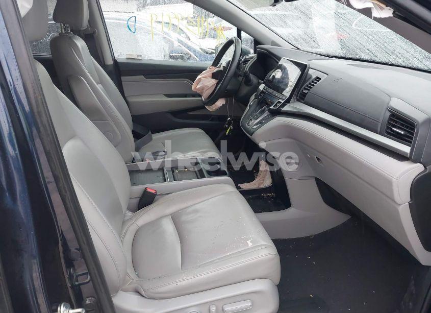 Photo 5 of 2021 Honda Odyssey EX-L (VIN 5FNRL6H70MB025037)