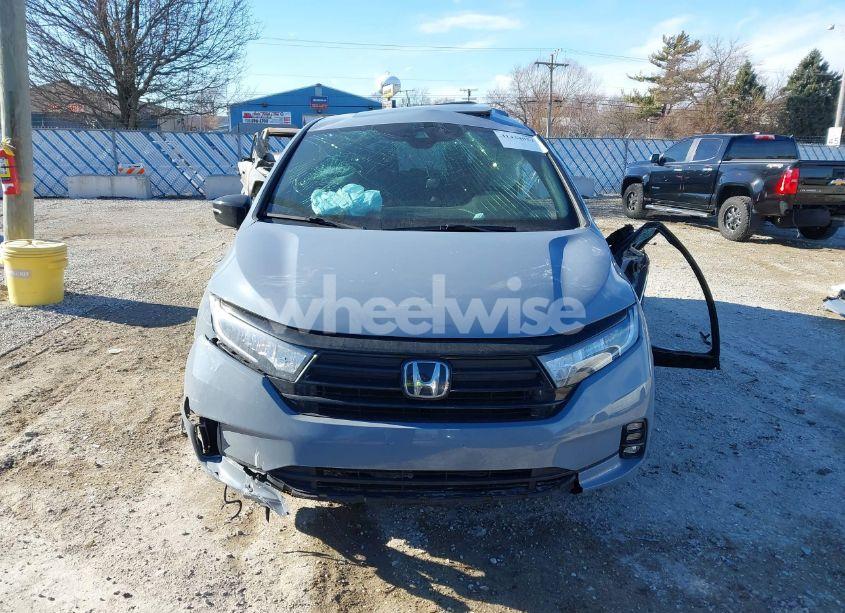 Photo 12 of 2023 Honda Odyssey SPORT (VIN 5FNRL6H70PB022398)