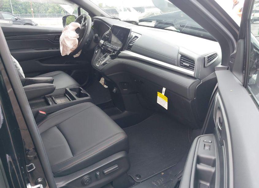 Photo 5 of 2024 Honda Odyssey SPORT (VIN 5FNRL6H70RB054187)