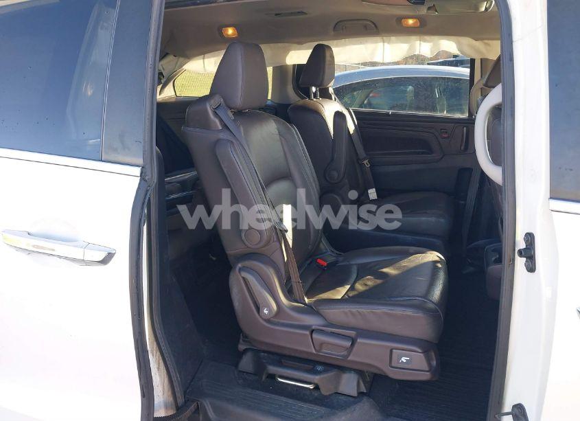 Photo 8 of 2018 Honda Odyssey EX-L (VIN 5FNRL6H71JB057068)