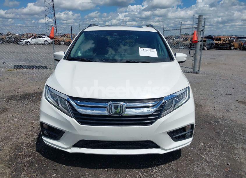 Photo 13 of 2018 Honda Odyssey EX-L (VIN 5FNRL6H71JB057300)
