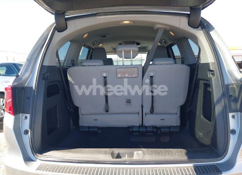 Photo 17 of 2018 Honda Odyssey EX-L (VIN 5FNRL6H71JB077112)
