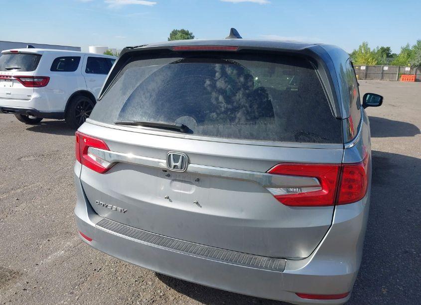 Photo 16 of 2018 Honda Odyssey EX-L (VIN 5FNRL6H71JB105006)