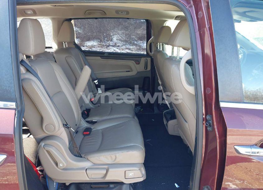 Photo 8 of 2019 Honda Odyssey EX-L (VIN 5FNRL6H71KB011113)