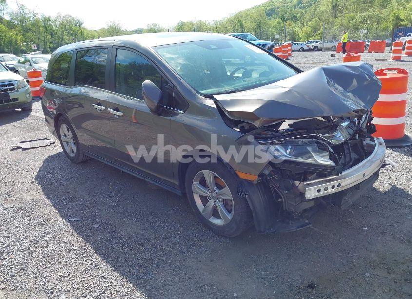 2019 Honda Odyssey EX-L (VIN 5FNRL6H71KB019129) main photo