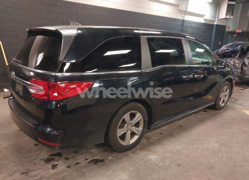 Photo 4 of 2019 Honda Odyssey EX-L (VIN 5FNRL6H71KB083154)