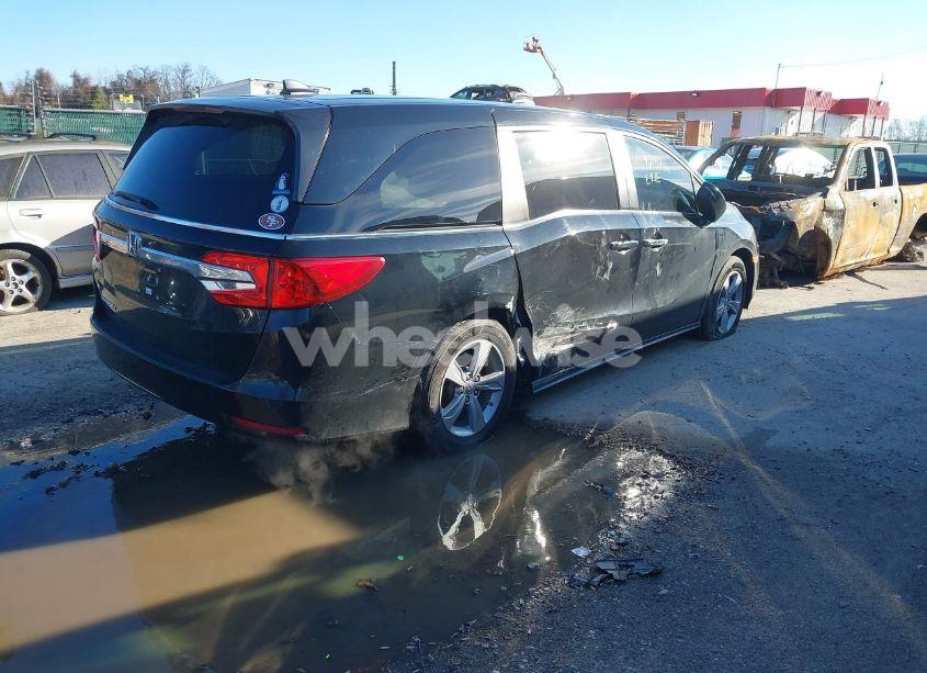 Photo 4 of 2020 Honda Odyssey EX-L/EX-L W/NAVI RES (VIN 5FNRL6H71LB012666)