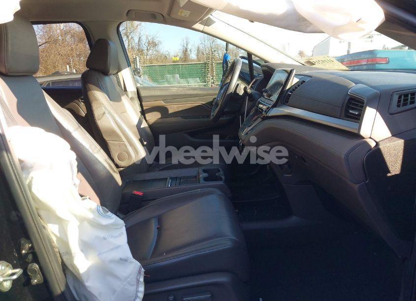 Photo 5 of 2020 Honda Odyssey EX-L/EX-L W/NAVI RES (VIN 5FNRL6H71LB012666)