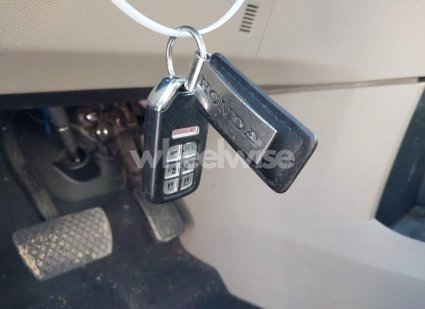 Photo 11 of 2020 Honda Odyssey EX-L/EX-L W/NAVI RES (VIN 5FNRL6H71LB034554)