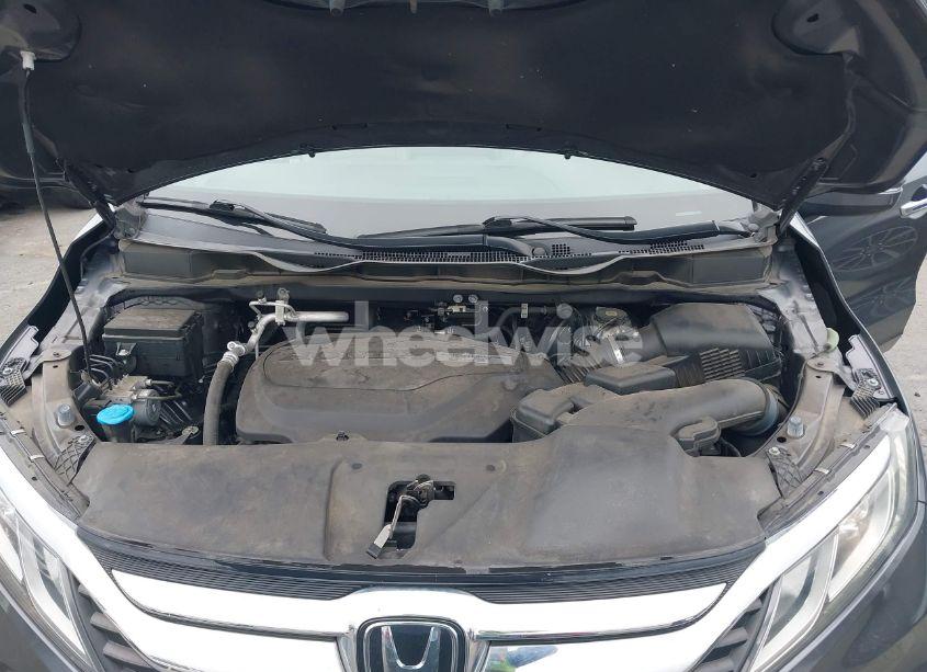 Photo 10 of 2020 Honda Odyssey EX-L/EX-L W/NAVI RES (VIN 5FNRL6H71LB035476)