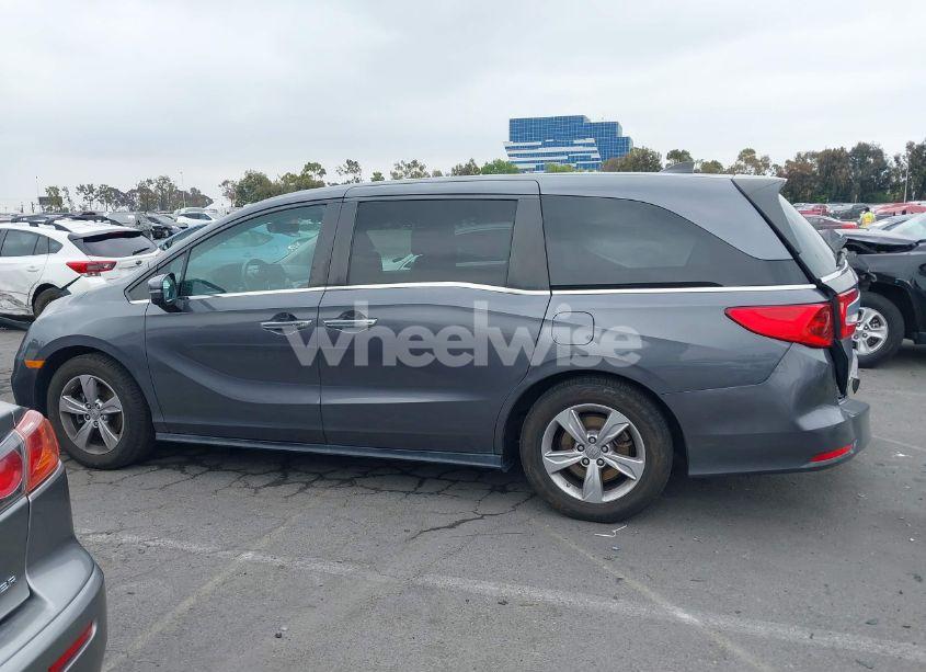 Photo 15 of 2020 Honda Odyssey EX-L/EX-L W/NAVI RES (VIN 5FNRL6H71LB035476)