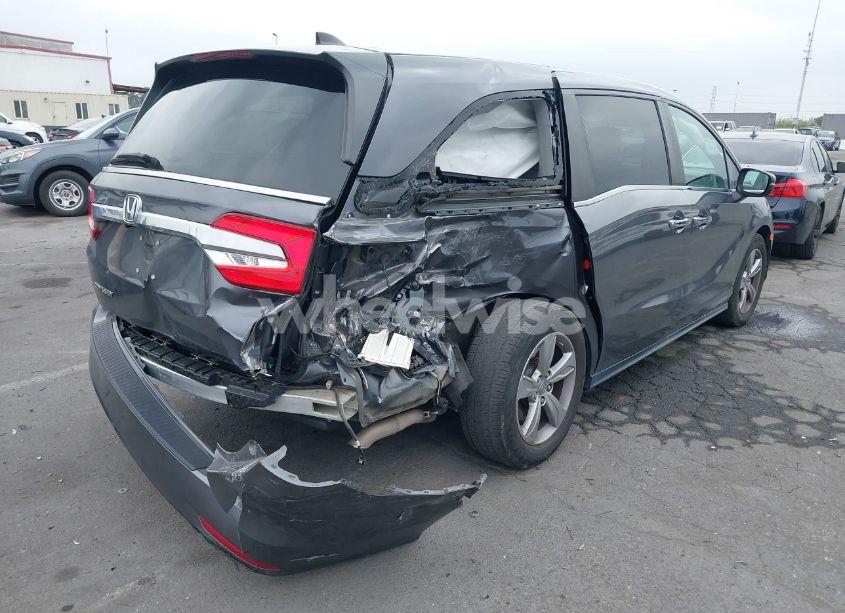 Photo 4 of 2020 Honda Odyssey EX-L/EX-L W/NAVI RES (VIN 5FNRL6H71LB035476)