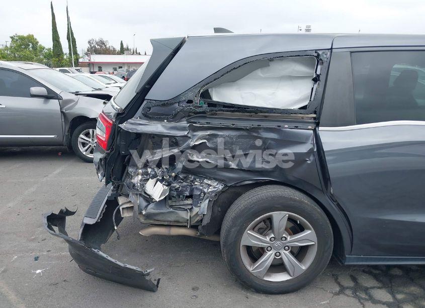 Photo 6 of 2020 Honda Odyssey EX-L/EX-L W/NAVI RES (VIN 5FNRL6H71LB035476)