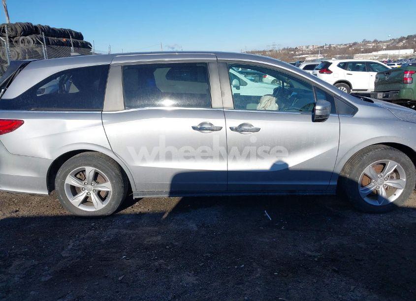 Photo 12 of 2020 Honda Odyssey EX-L/EX-L W/NAVI RES (VIN 5FNRL6H71LB037678)