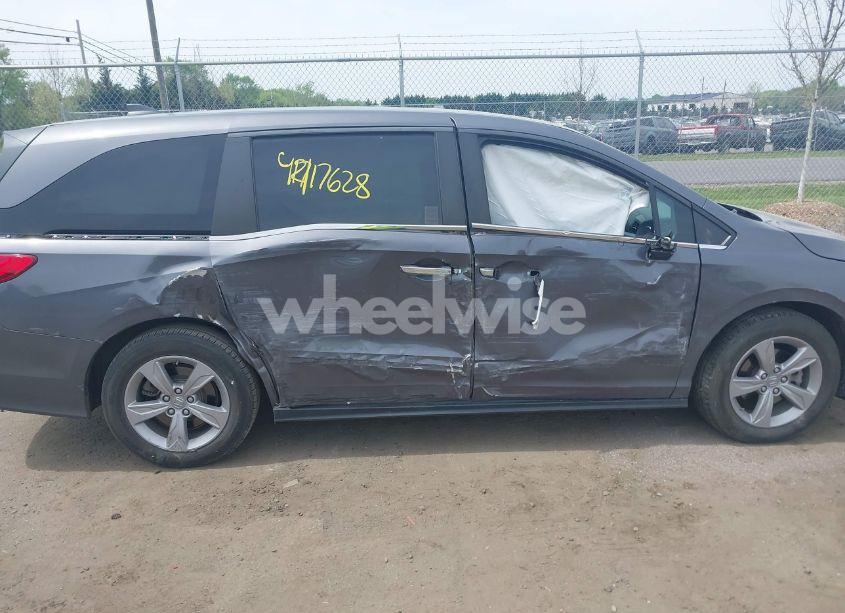 Photo 13 of 2020 Honda Odyssey EX-L/EX-L W/NAVI RES (VIN 5FNRL6H71LB054853)