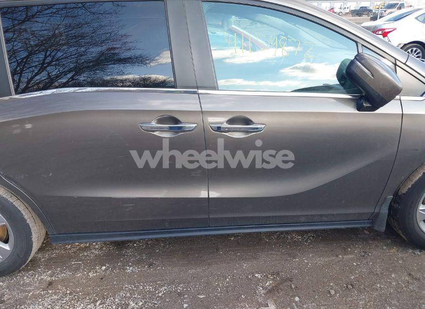 Photo 13 of 2020 Honda Odyssey EX-L/EX-L W/NAVI RES (VIN 5FNRL6H71LB060989)