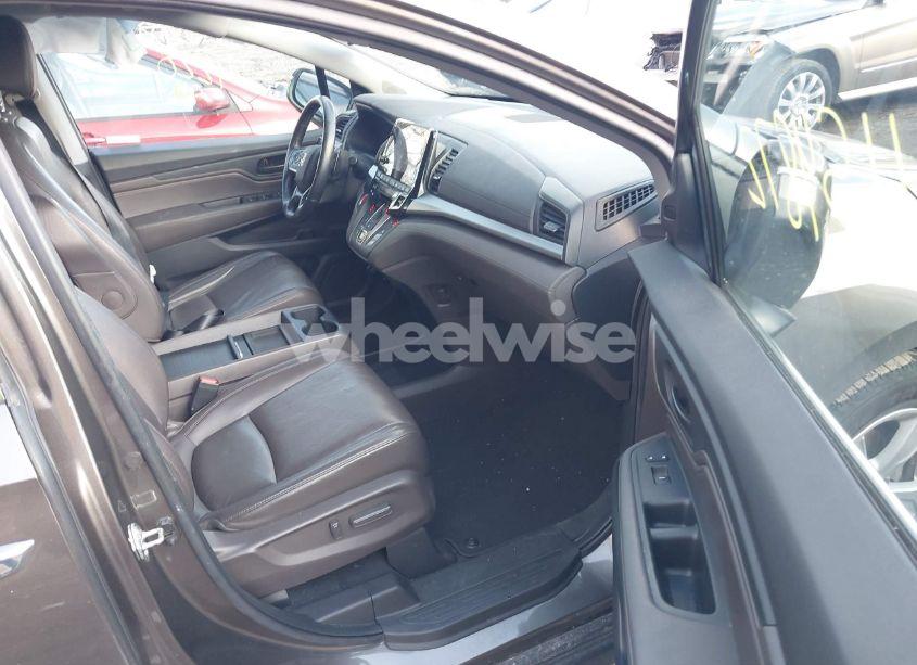 Photo 5 of 2020 Honda Odyssey EX-L/EX-L W/NAVI RES (VIN 5FNRL6H71LB060989)