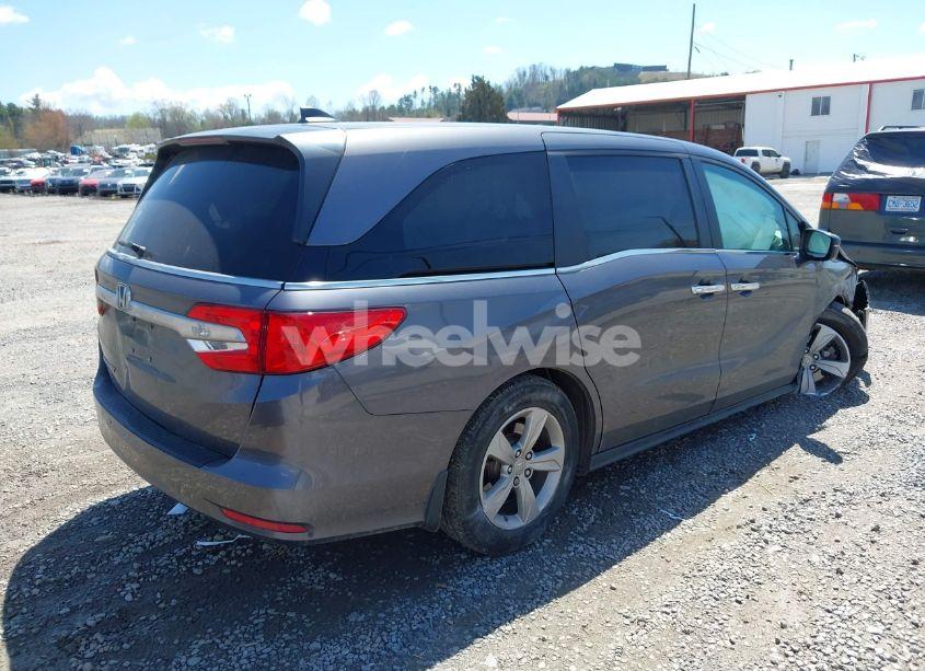 Photo 4 of 2020 Honda Odyssey EX-L/EX-L W/NAVI RES (VIN 5FNRL6H71LB069286)
