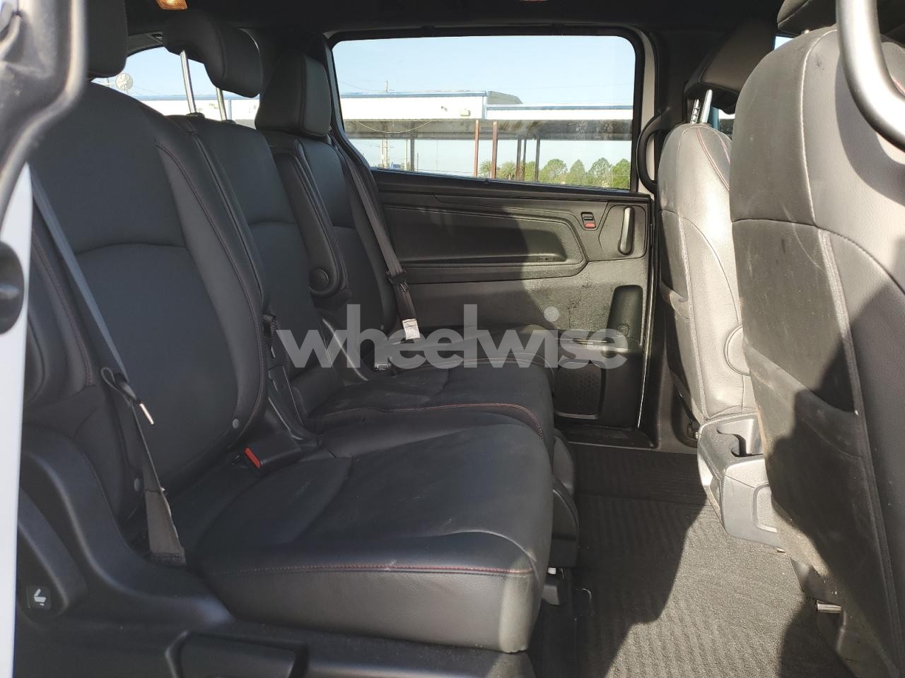 Photo 11 of 2024 HONDA ODYSSEY SPORT (VIN 5FNRL6H71RB069040)