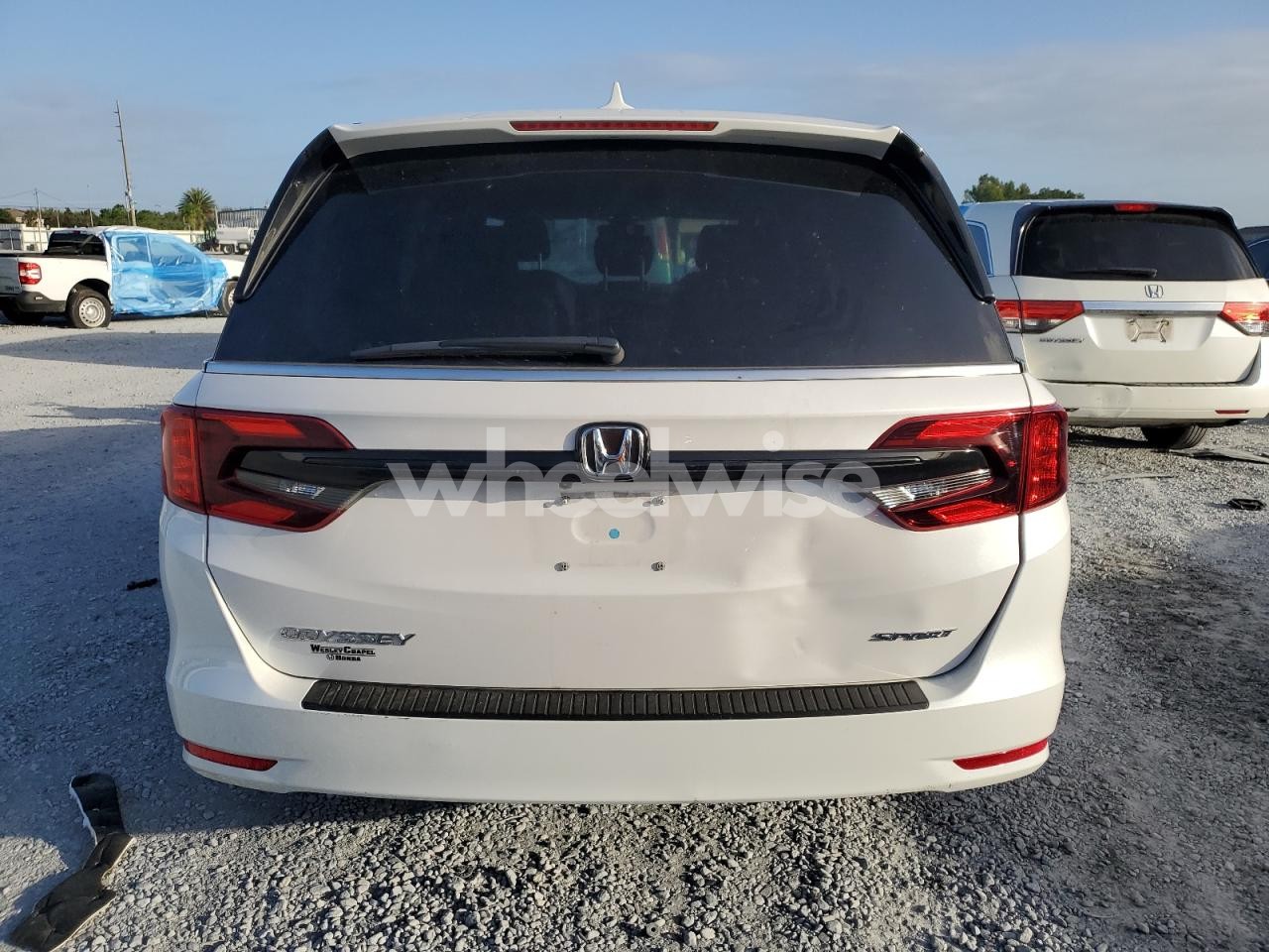 Photo 6 of 2024 HONDA ODYSSEY SPORT (VIN 5FNRL6H71RB069040)