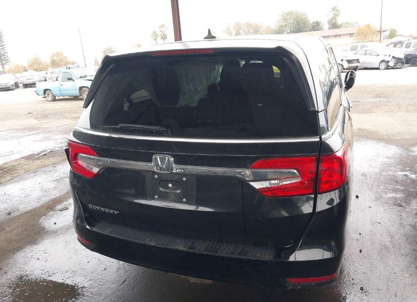Photo 16 of 2018 Honda Odyssey EX-L (VIN 5FNRL6H72JB032258)