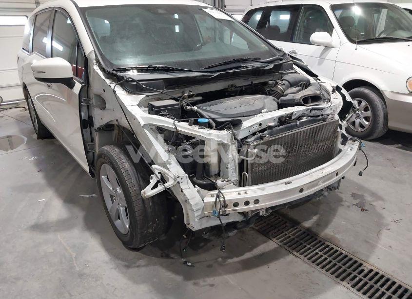 Photo 6 of 2018 Honda Odyssey EX-L (VIN 5FNRL6H72JB040506)