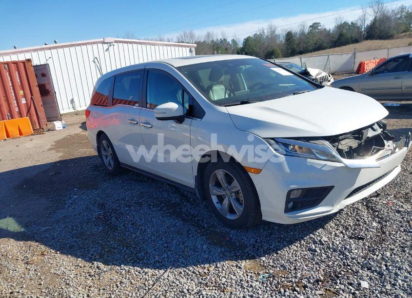 2018 Honda Odyssey EX-L (VIN 5FNRL6H72JB047293) main photo