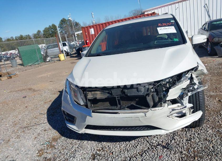 Photo 13 of 2018 Honda Odyssey EX-L (VIN 5FNRL6H72JB047293)