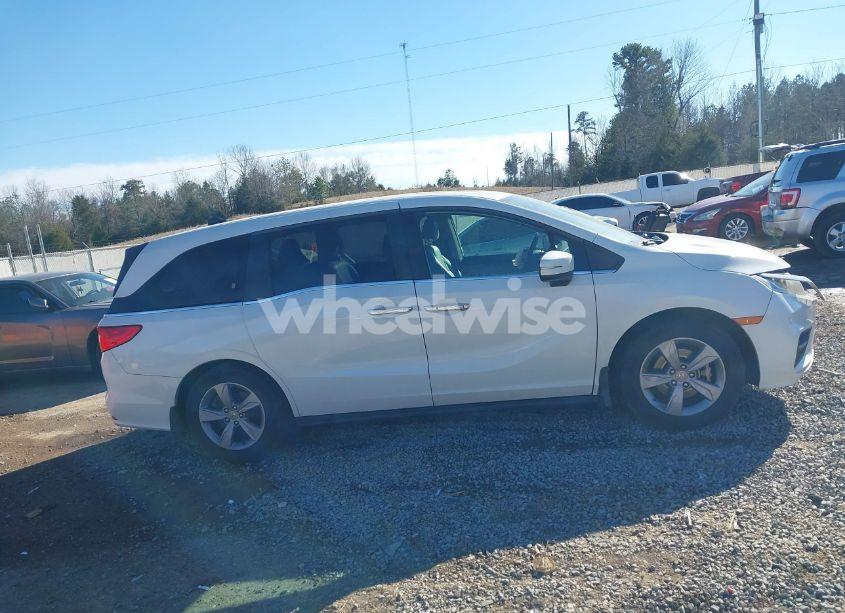 Photo 14 of 2018 Honda Odyssey EX-L (VIN 5FNRL6H72JB047293)