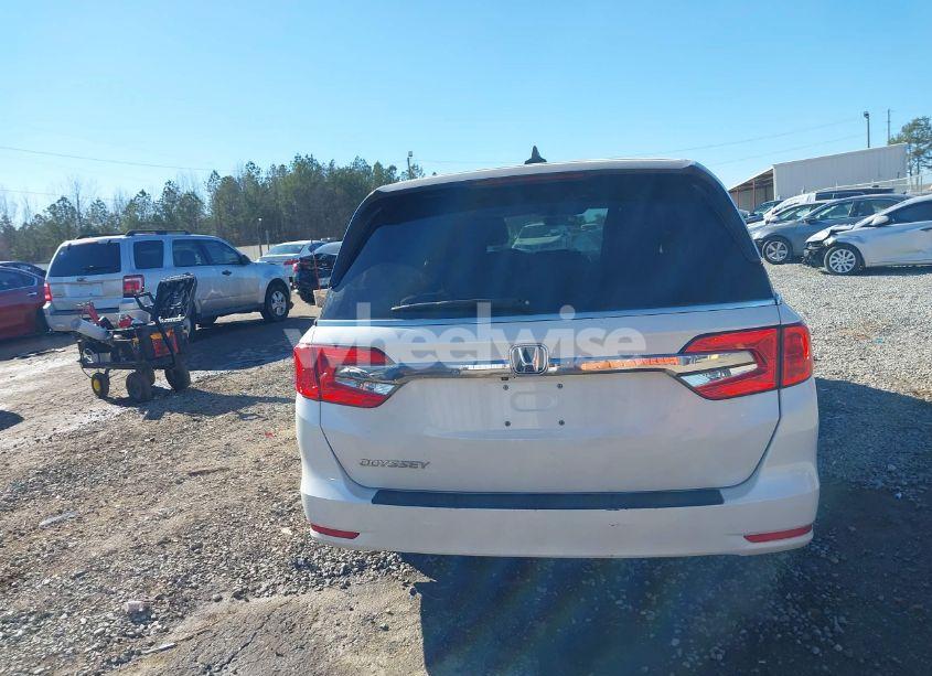 Photo 17 of 2018 Honda Odyssey EX-L (VIN 5FNRL6H72JB047293)