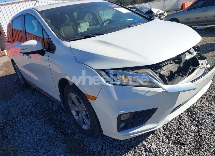 Photo 19 of 2018 Honda Odyssey EX-L (VIN 5FNRL6H72JB047293)