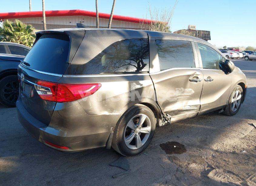 Photo 4 of 2019 Honda Odyssey EX-L (VIN 5FNRL6H72KB066959)