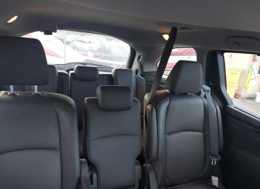 Photo 8 of 2019 Honda Odyssey EX-L (VIN 5FNRL6H72KB078013)