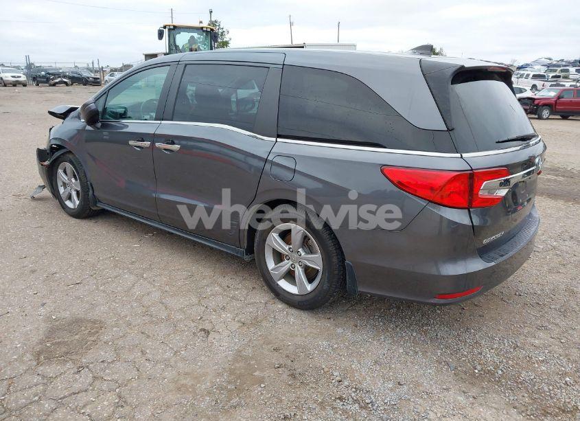 Photo 3 of 2019 Honda Odyssey EX-L (VIN 5FNRL6H72KB078335)