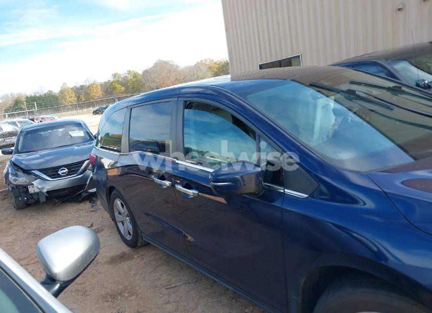 Photo 14 of 2019 Honda Odyssey EX-L (VIN 5FNRL6H72KB090503)
