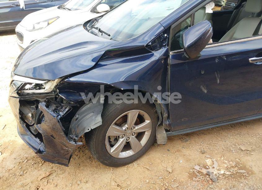 Photo 18 of 2019 Honda Odyssey EX-L (VIN 5FNRL6H72KB090503)