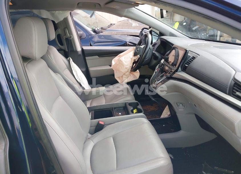 Photo 5 of 2019 Honda Odyssey EX-L (VIN 5FNRL6H72KB090503)