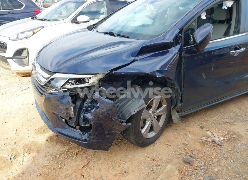 Photo 6 of 2019 Honda Odyssey EX-L (VIN 5FNRL6H72KB090503)