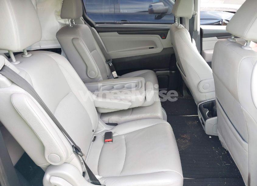 Photo 8 of 2019 Honda Odyssey EX-L (VIN 5FNRL6H72KB090503)