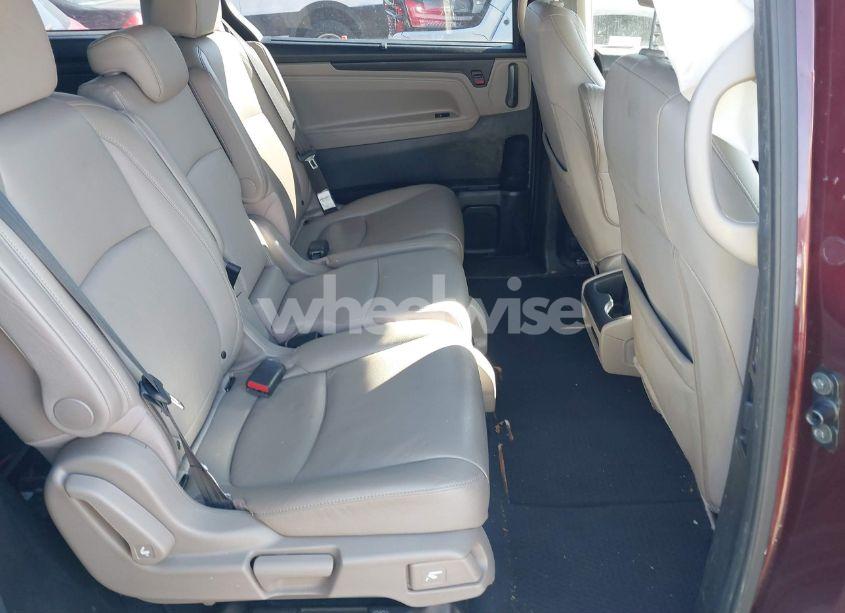 Photo 8 of 2019 Honda Odyssey EX-L (VIN 5FNRL6H72KB125282)