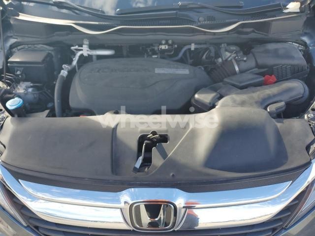 Photo 6 of 2020 HONDA ODYSSEY EXL (VIN 5FNRL6H72LB027855)