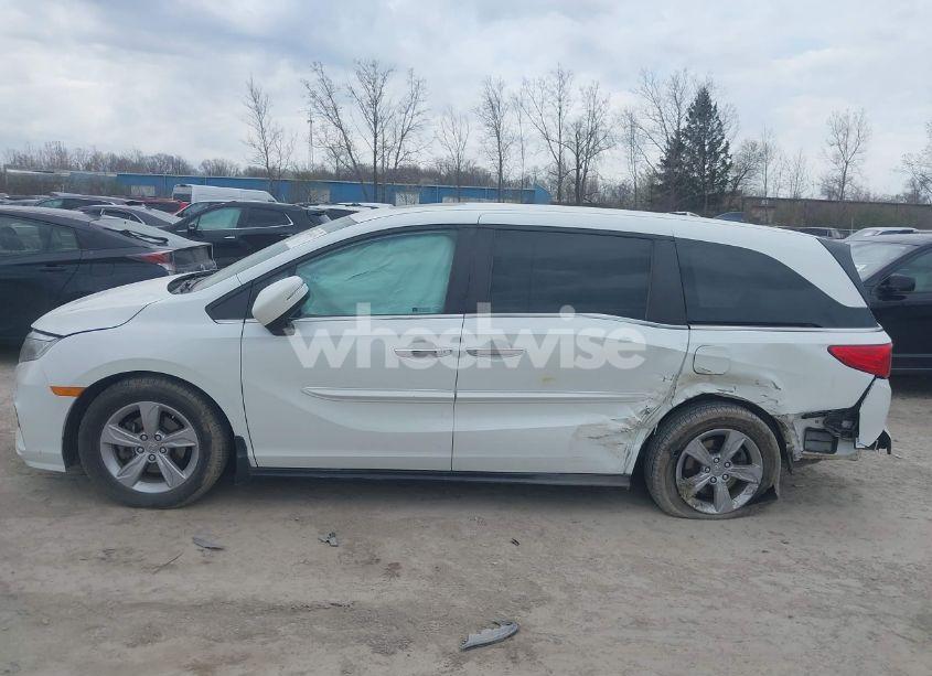 Photo 15 of 2020 Honda Odyssey (VIN 5FNRL6H72LB059155)