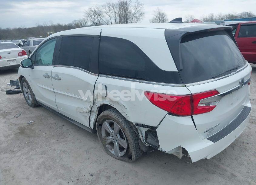 Photo 6 of 2020 Honda Odyssey (VIN 5FNRL6H72LB059155)